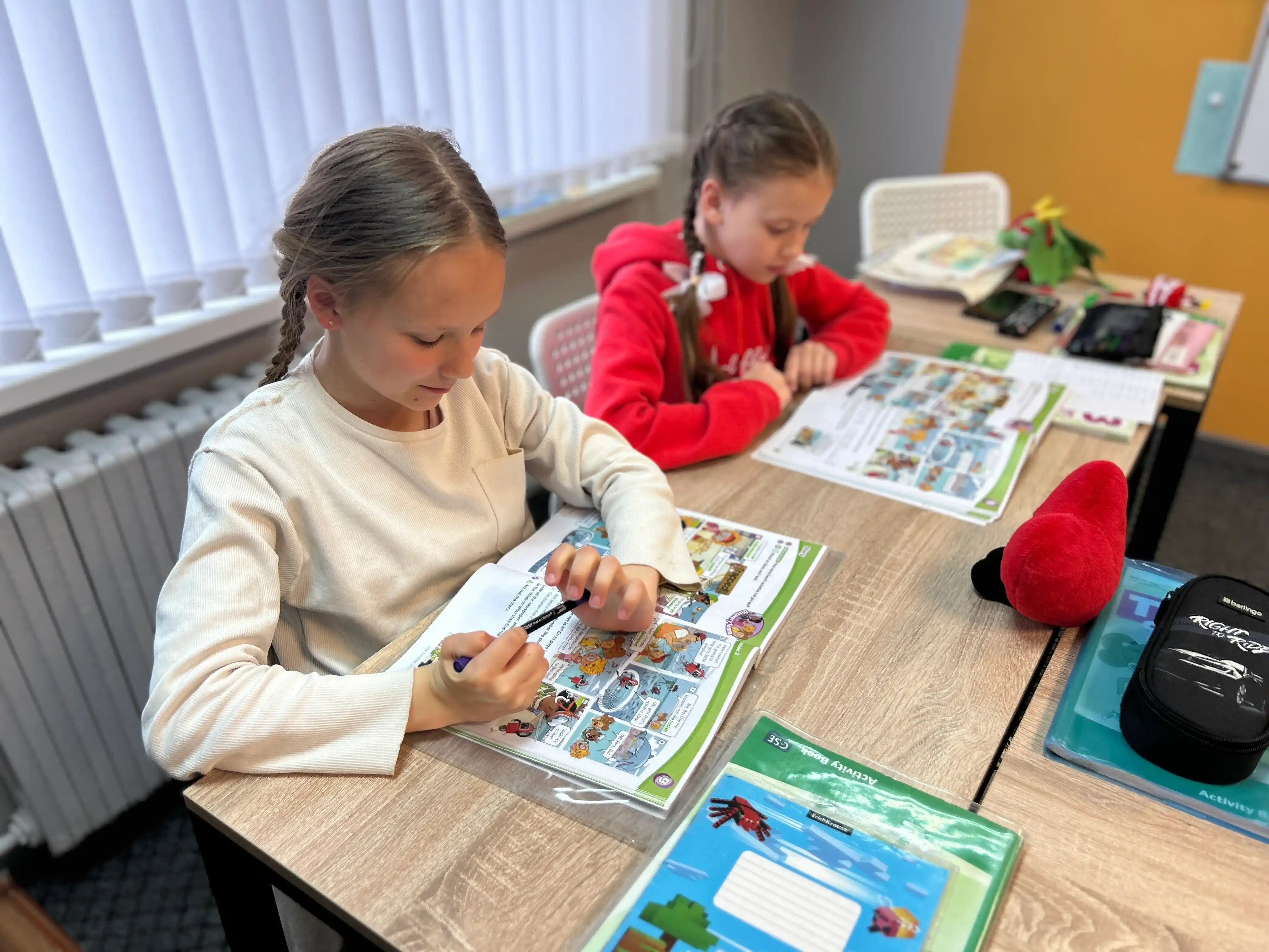 5 причин записать ребенка на английский в августе — начните учебный год уверенно